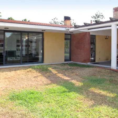 Vittoria By Interhome * Strettoia